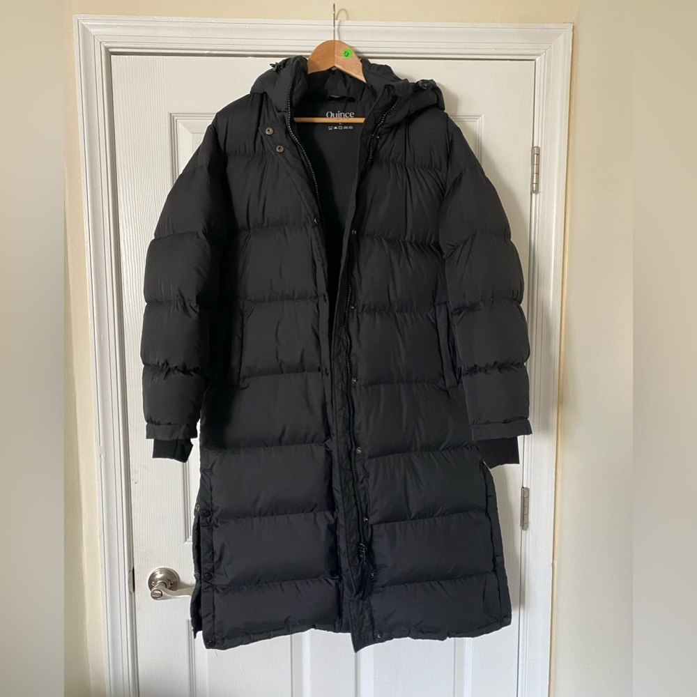 Quince Women’s Large Black Down Puffer